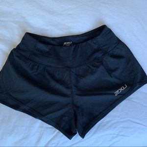 2XU running shorts